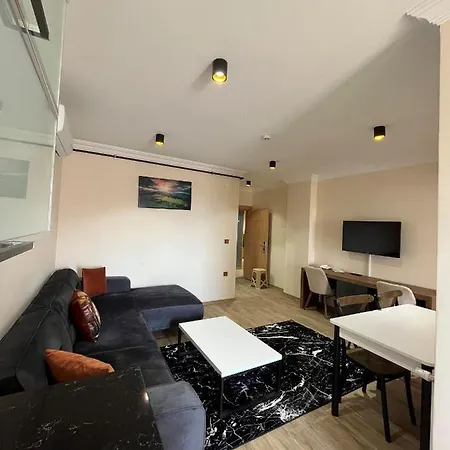 White House * Trabzon