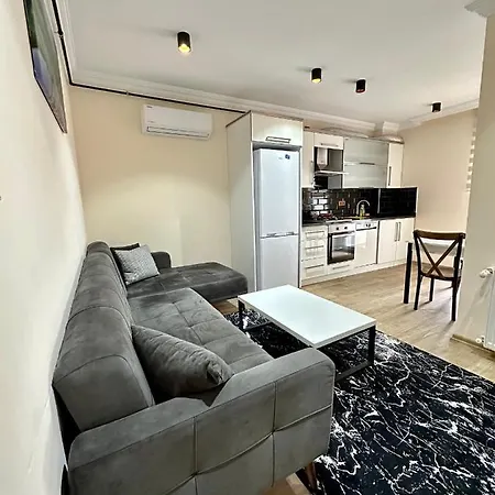 White House Aparthotel *