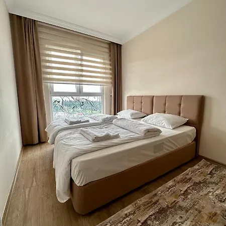 Aparthotel White House *